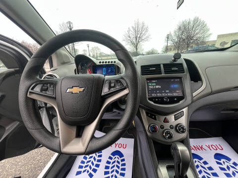 2016 Chevrolet Sonic LT Auto