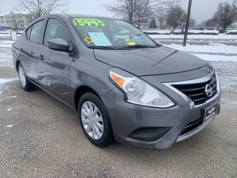 2019 Nissan Versa S Plus