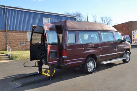 2005 Ford E-Series E-350 SD XLT