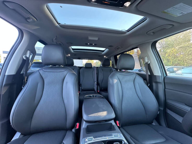 2026 Kia Carnival Hybrid SX