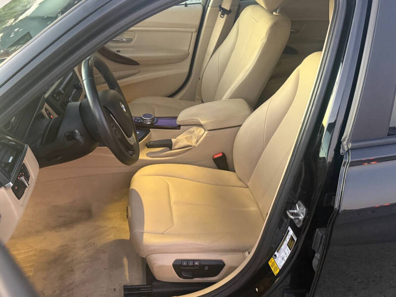 2015 BMW 3 Series 328i