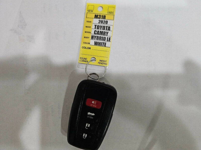 2020 Toyota Camry Hybrid LE