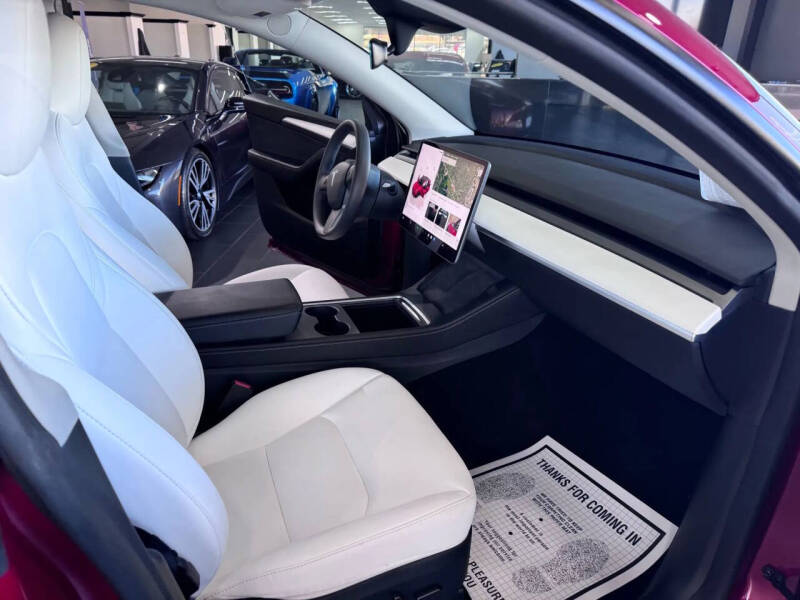 2025 Tesla Model Y Long Range