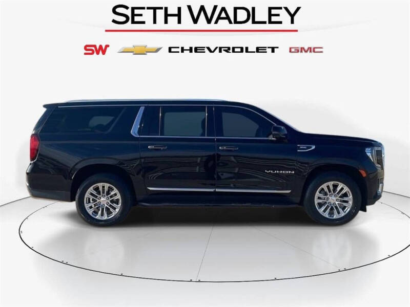 2022 GMC Yukon XL SLT