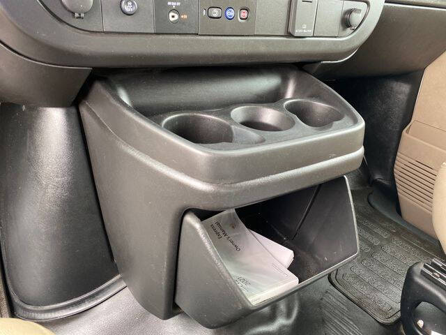 2021 Chevrolet Express 2500