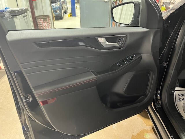 2026 Ford Escape ST-Line Select