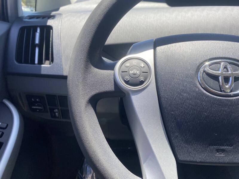 2010 Toyota Prius II