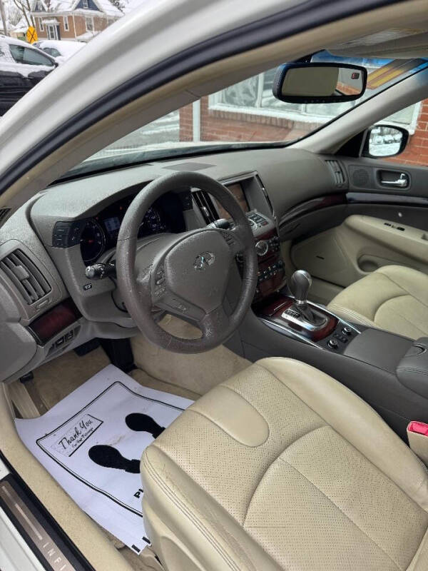 2011 Infiniti G37 Sedan x