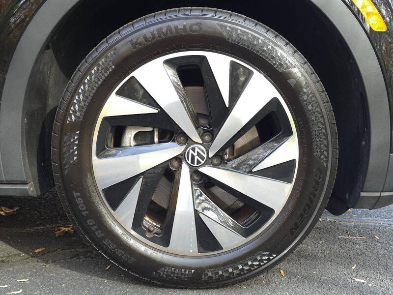 2023 Volkswagen ID.4 Pro