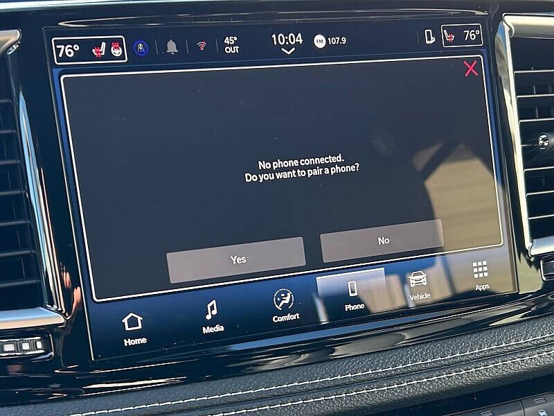 2026 Chrysler Pacifica Select