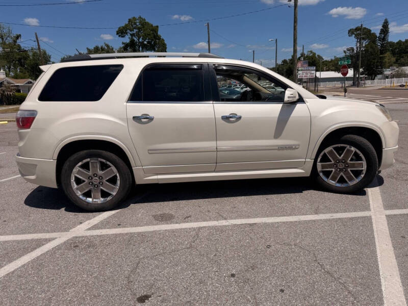 2011 GMC Acadia Denali