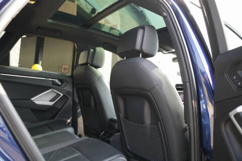 2021 Audi Q3 quattro S line Premium 45 TFSI