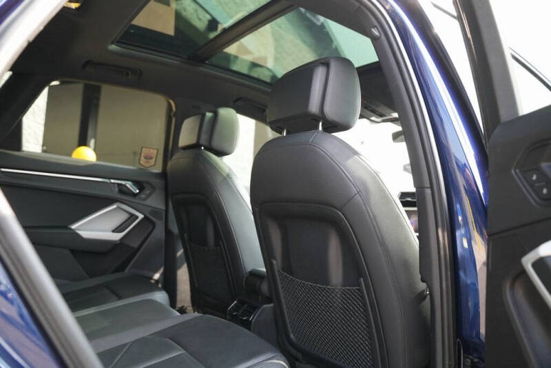 2021 Audi Q3 quattro S line Premium 45 TFSI