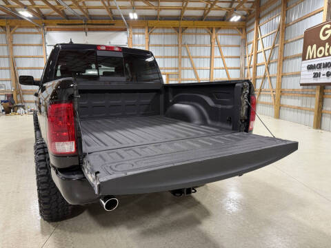 2019 RAM 1500 Classic SLT