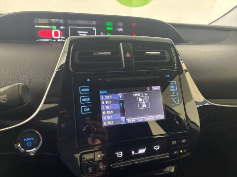 2019 Toyota Prius LE AWD-e