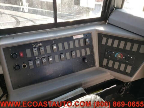 2006 Freightliner FS 65