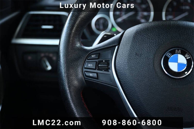 2017 BMW 3 Series 330i xDrive