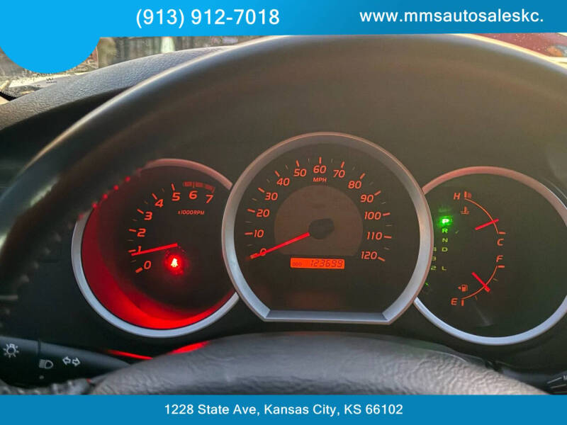 2005 Toyota Tacoma V6