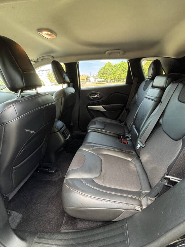 2018 Jeep Cherokee Latitude Plus