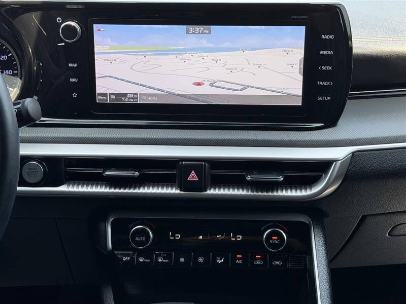 2022 Kia K5