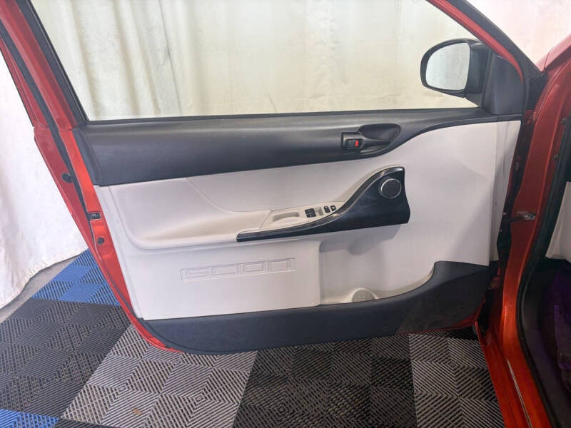 2012 Scion iQ