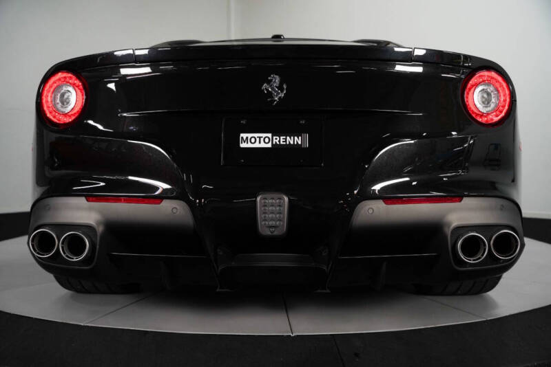 2016 Ferrari F12berlinetta