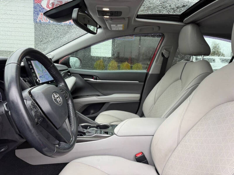 2021 Toyota Camry Hybrid XSE