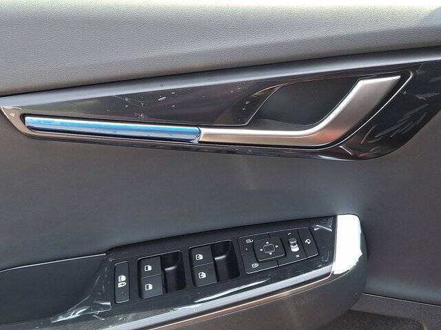 2025 Kia EV6 Light Long Range