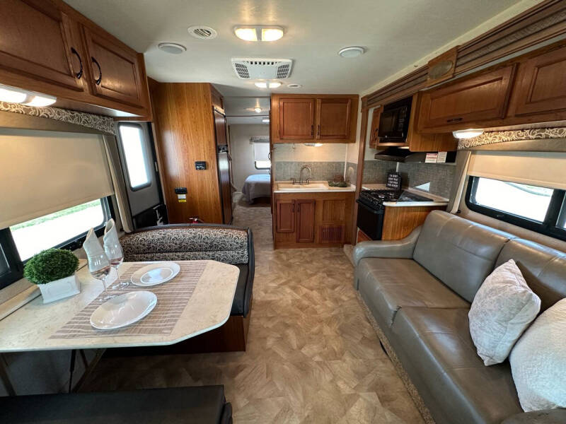 2016 Jayco Redhawk 31 Bunk Beds , LOW MILES