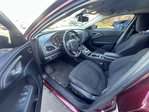 2016 Chrysler 200 LX