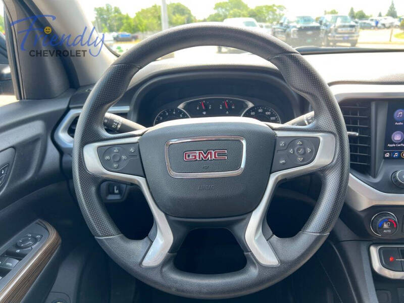 2022 GMC Acadia SLE
