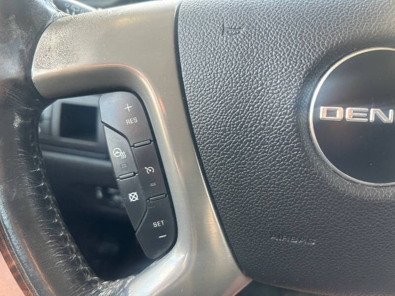 2011 GMC Yukon Denali