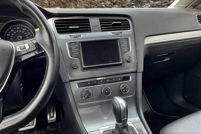 2017 Volkswagen Golf Alltrack TSI S 4Motion