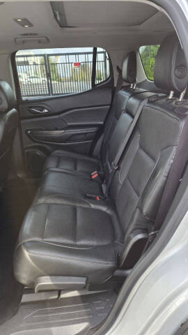 2017 GMC Acadia SLT-2