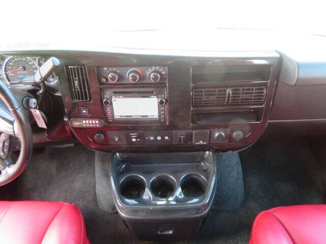 2018 GMC Savana 2500