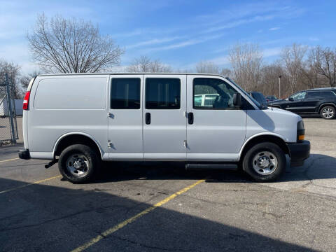 2020 Chevrolet Express 2500