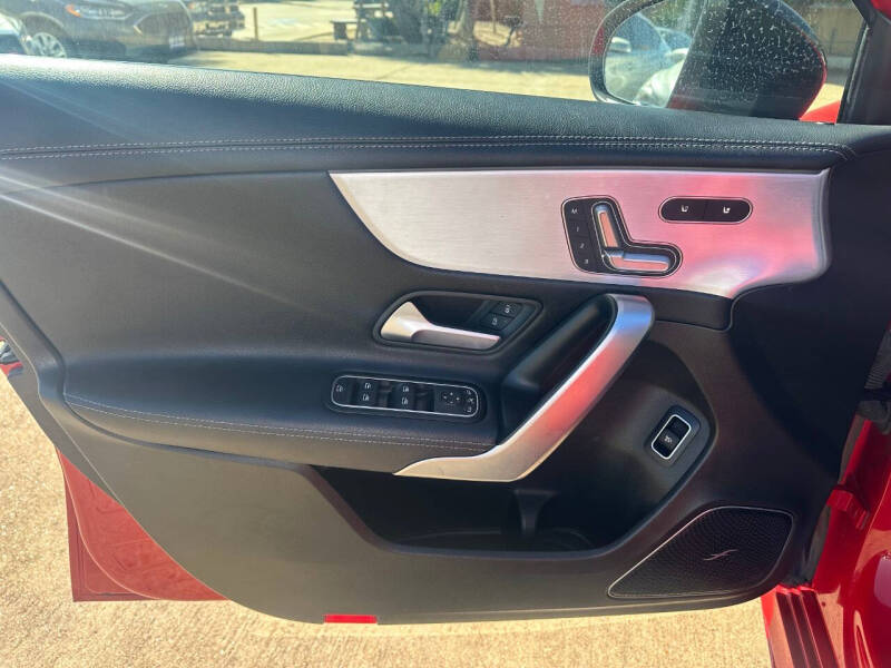 2019 Mercedes-Benz A-Class A 220