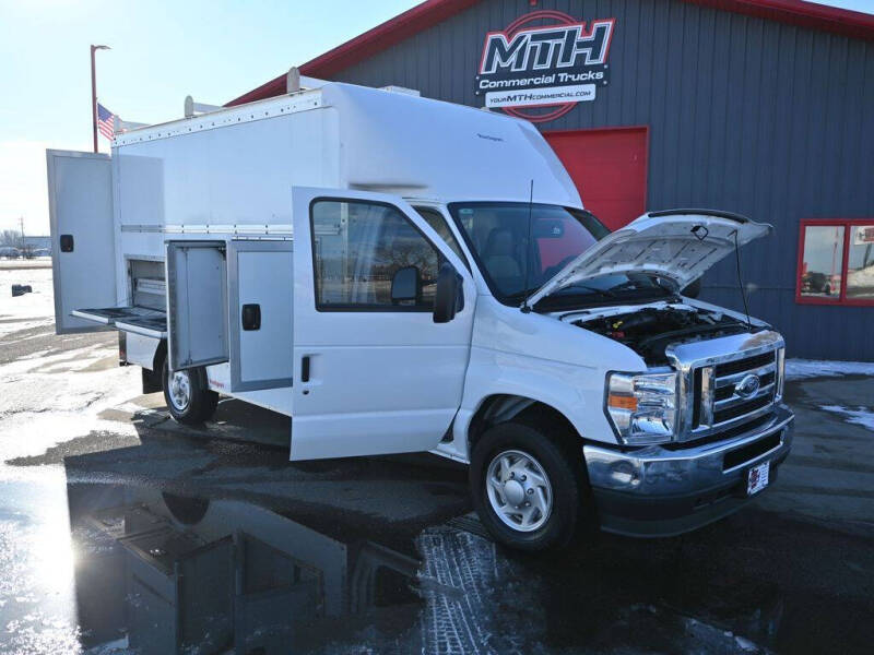 2024 Ford E-Series
