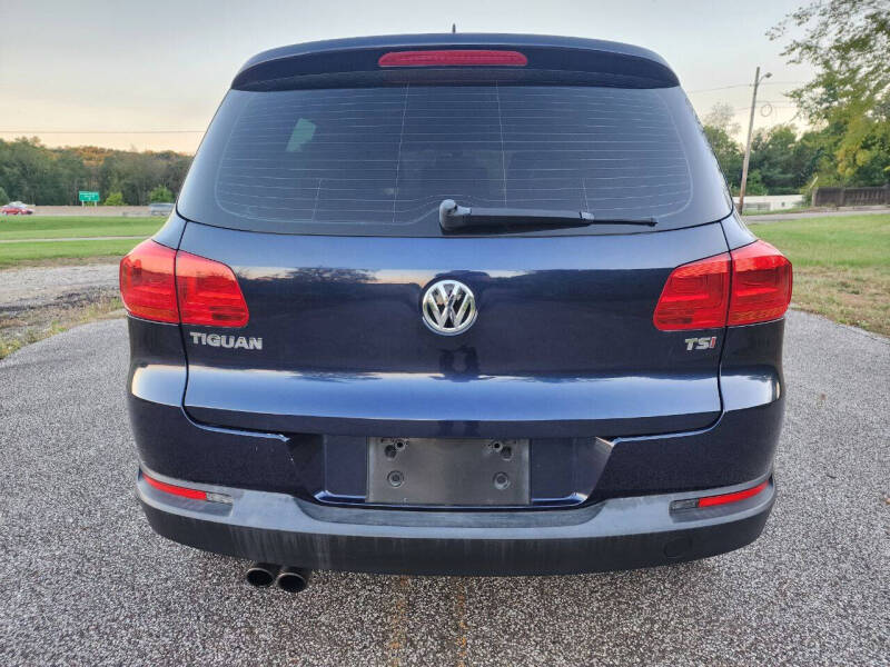 2016 Volkswagen Tiguan null photo 12