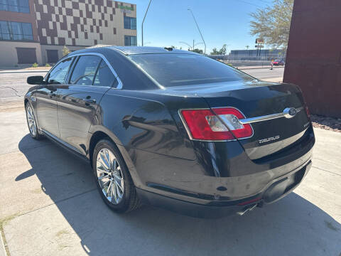 2011 Ford Taurus Limited