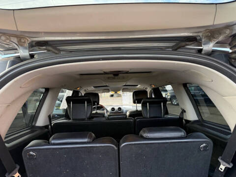 2011 Mercedes-Benz GL-Class GL 550 4MATIC