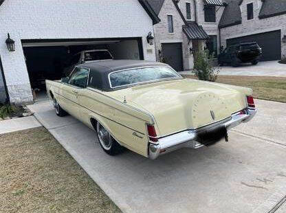 1971 Lincoln Continental