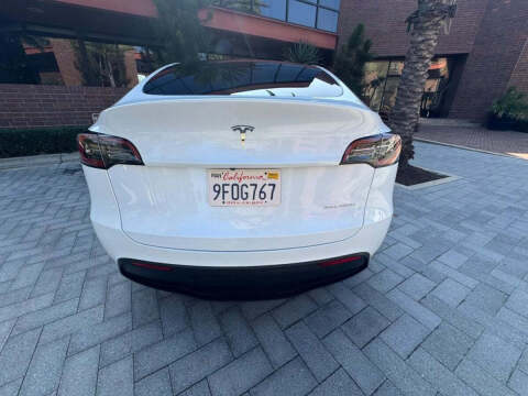 2024 Tesla Model Y Long Range