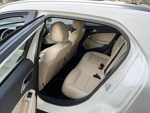 2015 Mercedes-Benz GLA GLA 250 4MATIC