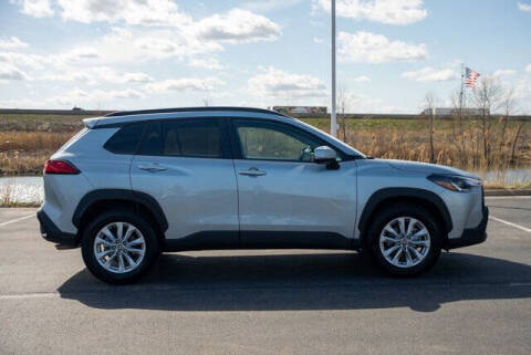 2024 Toyota Corolla Cross LE