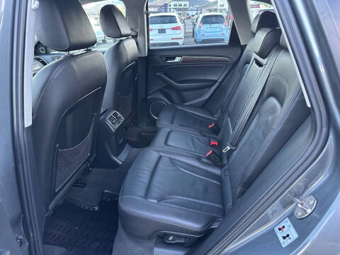 2015 Audi Q5 2.0T quattro Premium Plus