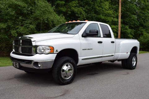 2005 Dodge Ram Pickup 3500 for sale at Gateway Car Connection in Eureka MO
