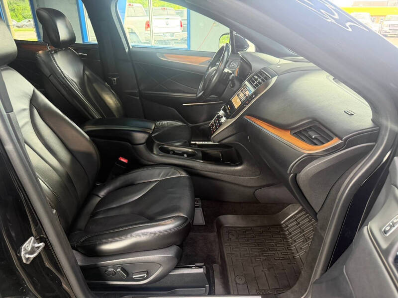 2019 Lincoln MKC Select