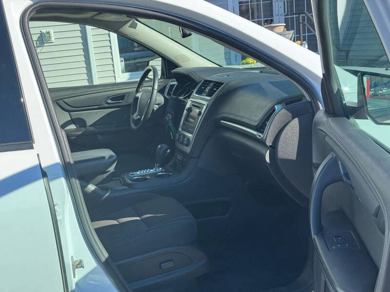 2016 GMC Acadia SLE-2