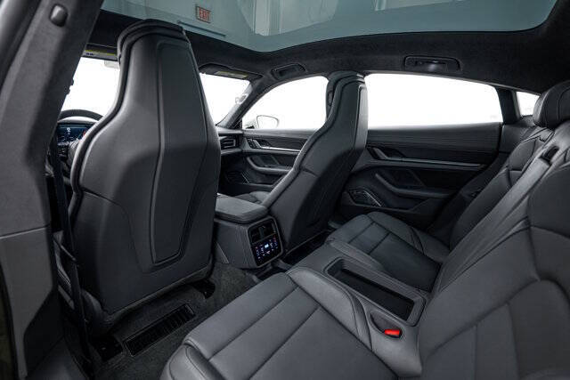 2022 Porsche Taycan Turbo S